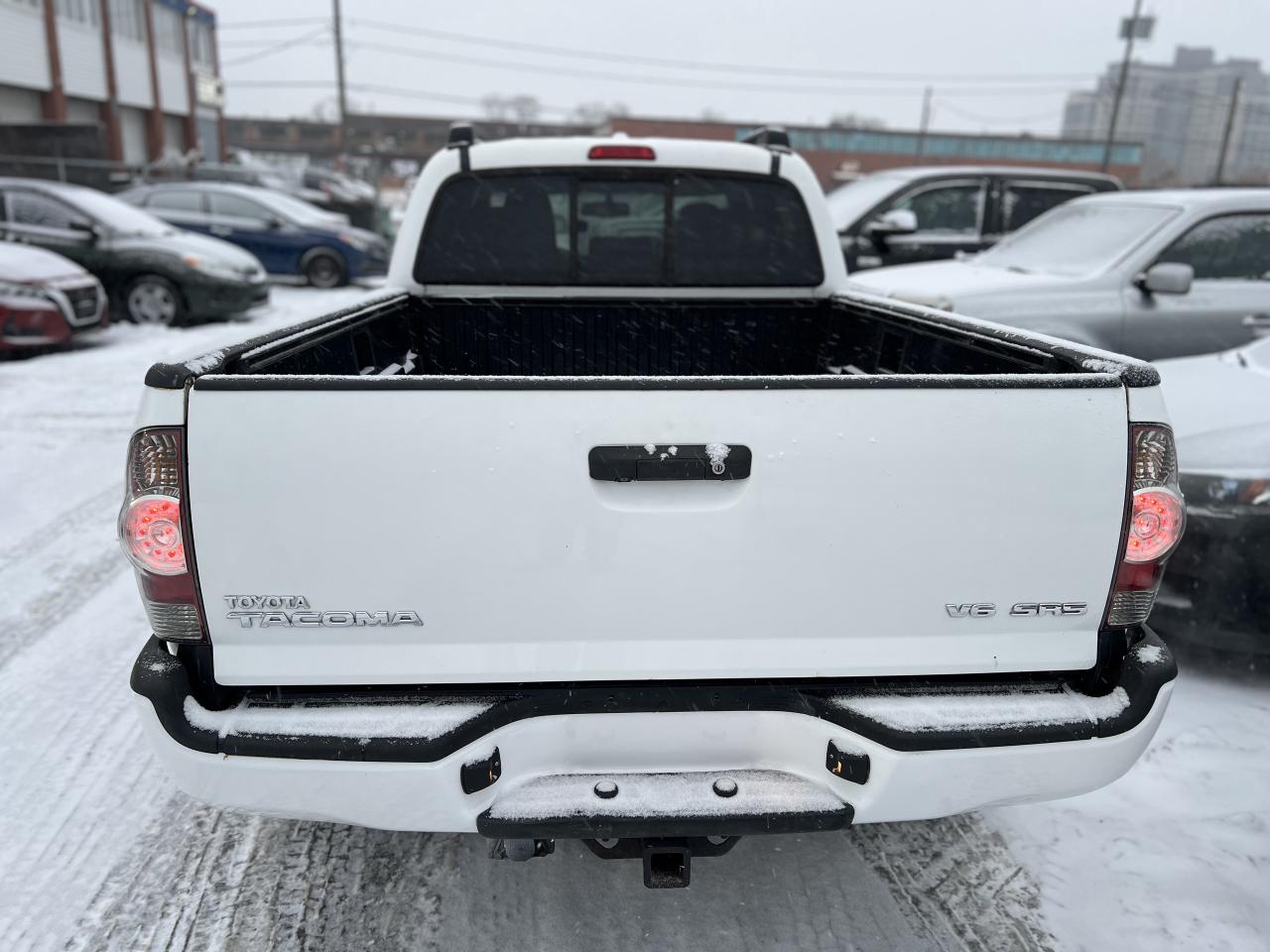 2010 Toyota Tacoma Double Cab TRD Sport Photo3