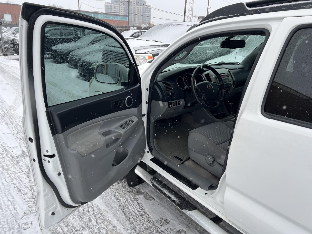2010 Toyota Tacoma Double Cab TRD Sport Photo