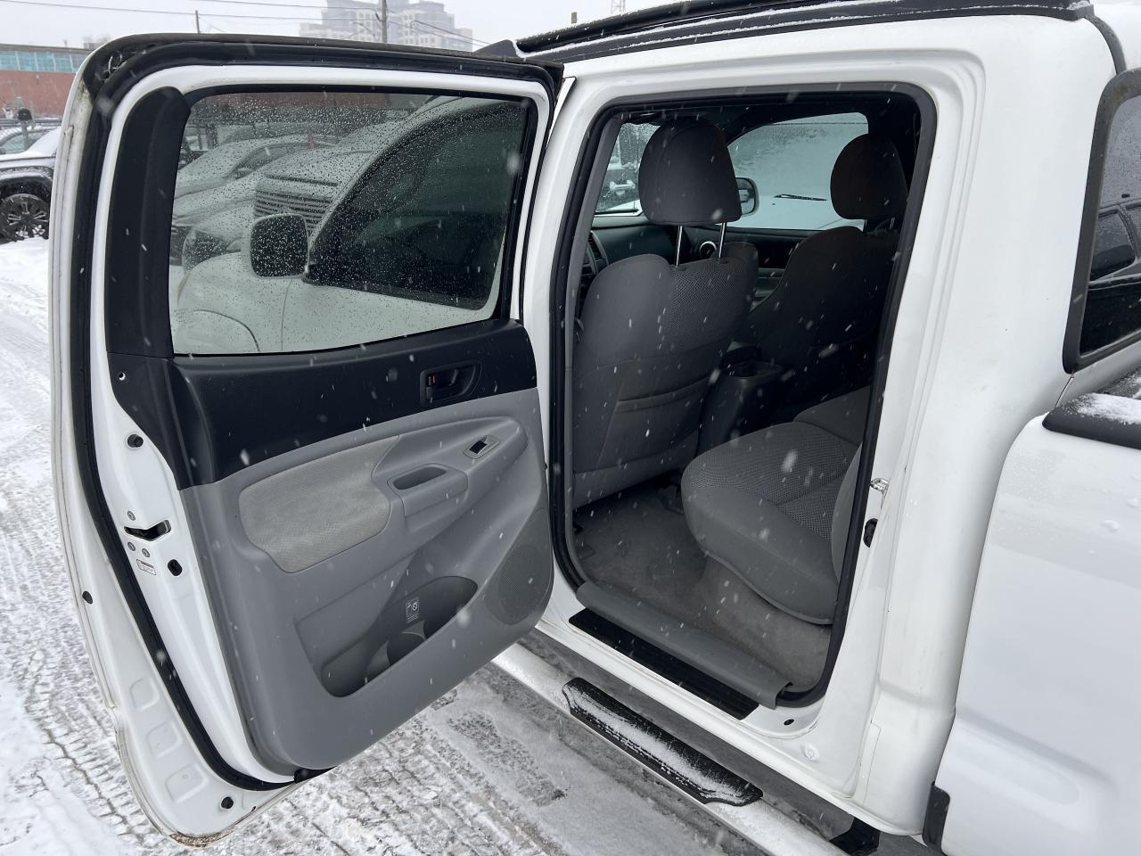 2010 Toyota Tacoma Double Cab TRD Sport Photo