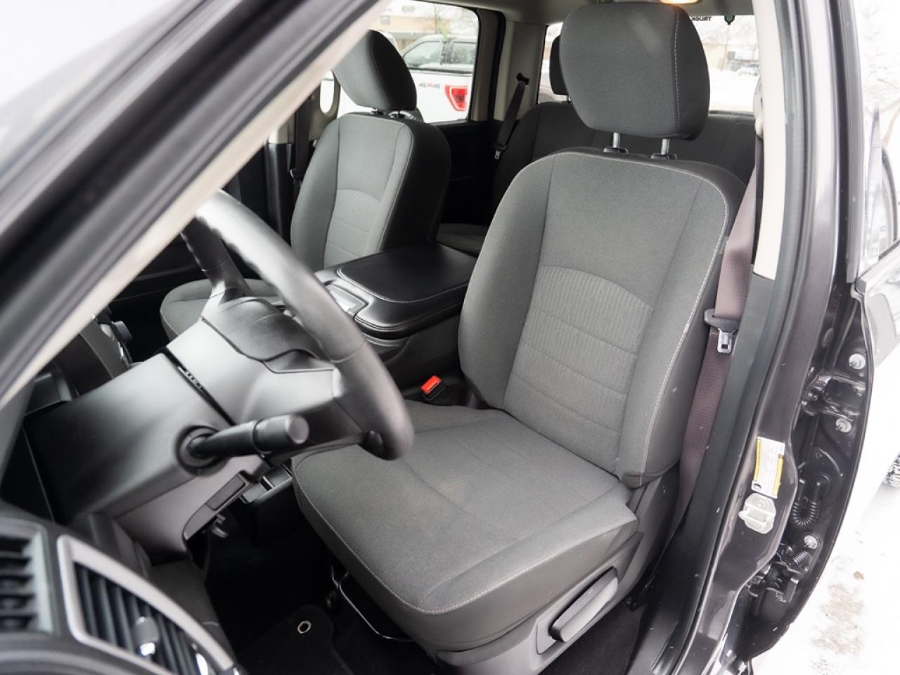 2023 RAM 1500 Classic EXPRESS Photo39