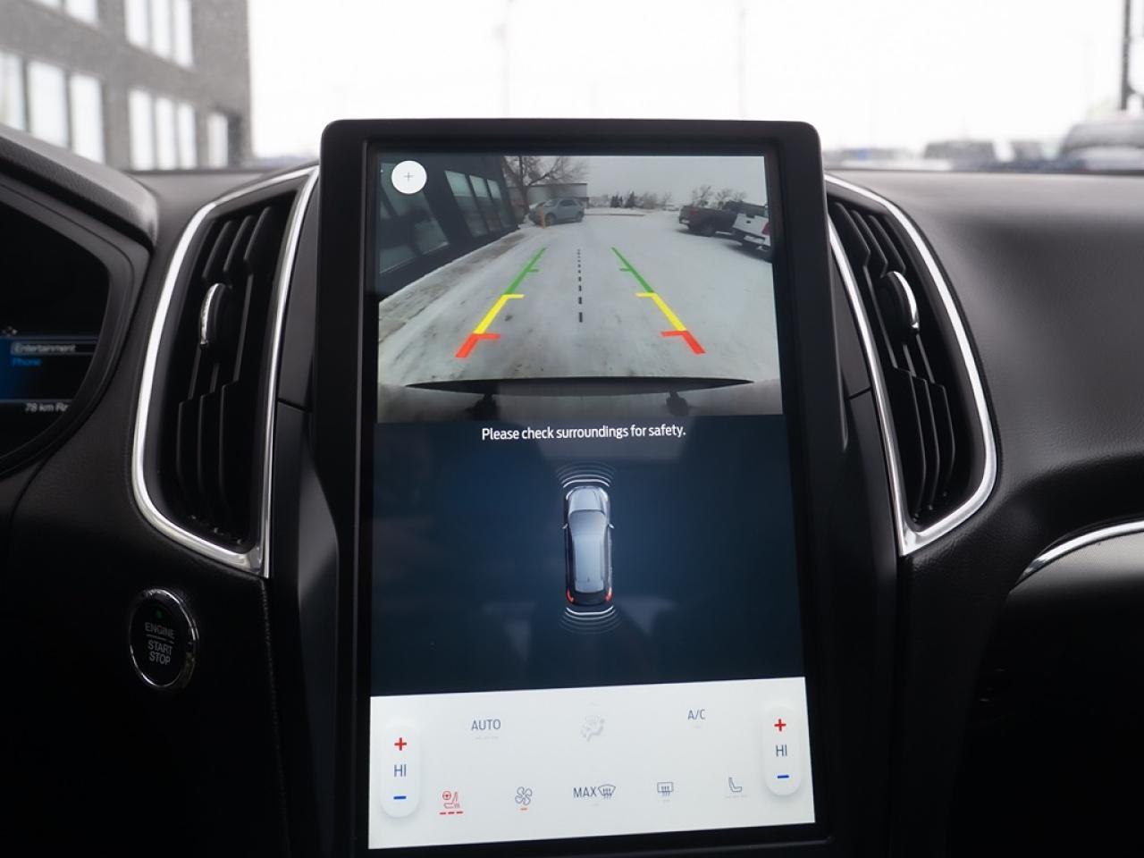 2023 Ford Edge Titanium AWD Photo37