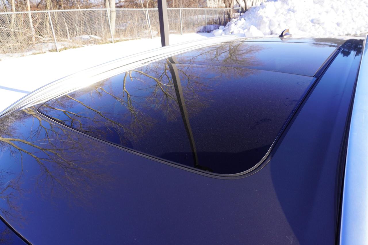 2017 Volvo XC90 T8 INSCRIPTION/ NO ACCIDENTS/ PLUG IN HYBRID/LOCAL Photo