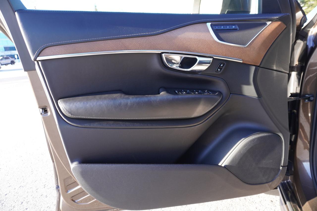 2017 Volvo XC90 T8 INSCRIPTION/ NO ACCIDENTS/ PLUG IN HYBRID/LOCAL Photo