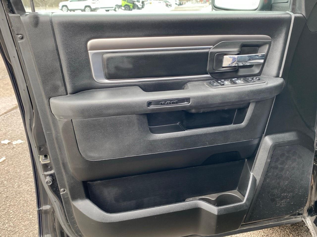 2021 RAM 1500 Classic Warlock 4x4 Crew Cab 5'7 Box Photo