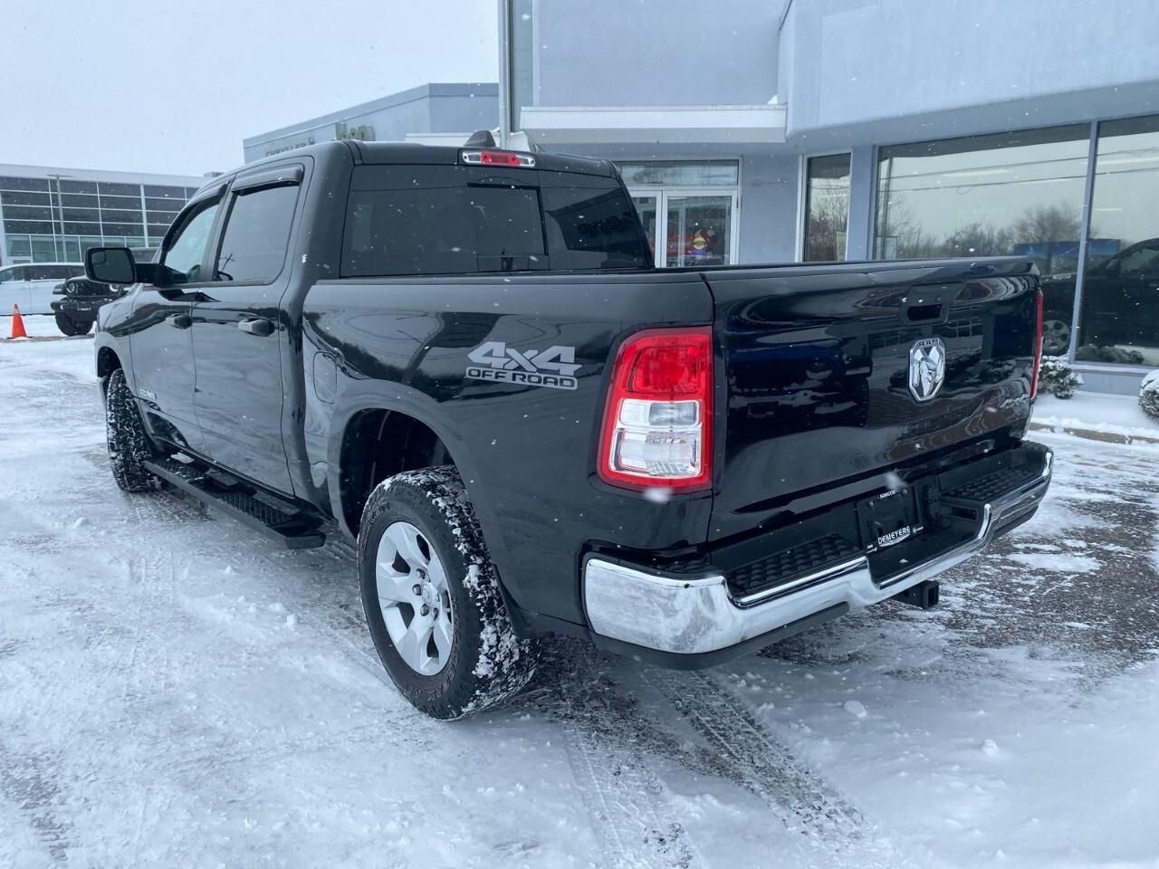 2020 RAM 1500 Tradesman 4x4 Crew Cab 5'7 Box Photo