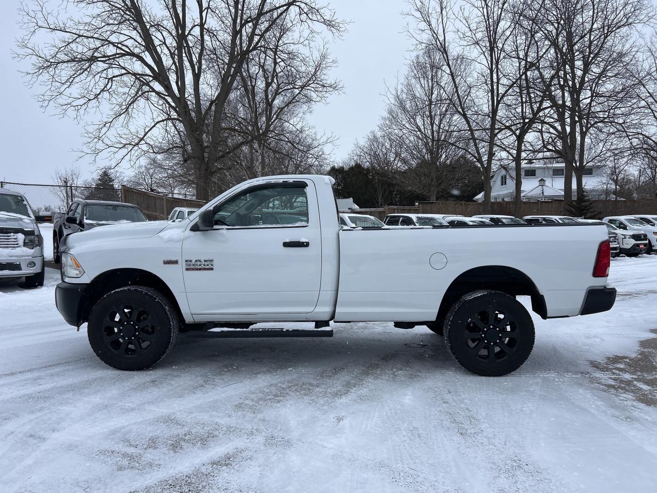 2015 RAM 2500 ST, HEAVY DUTY, 4X4, CLEAN CARFAX, LONG BOX! Photo