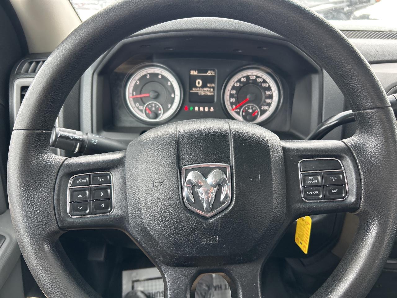 2015 RAM 2500 ST, HEAVY DUTY, 4X4, CLEAN CARFAX, LONG BOX! Photo