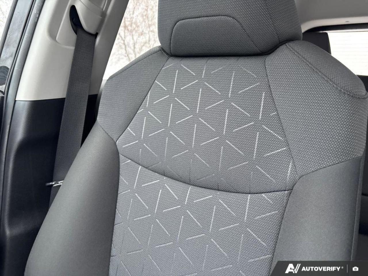 2022 Toyota RAV4 LE   CLEAN CARFAX   ONE OWNER   CARPLAY   HEATED S Photo