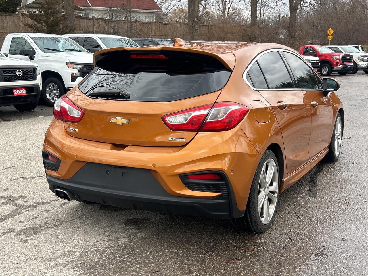 2017 Chevrolet Cruze LEATHER, SUNROOF, BACK UP CAMERA! Photo