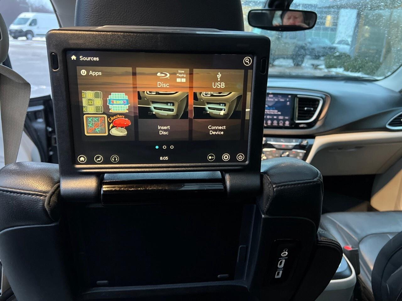 2018 Chrysler Pacifica Touring-L Plus 2WD Photo