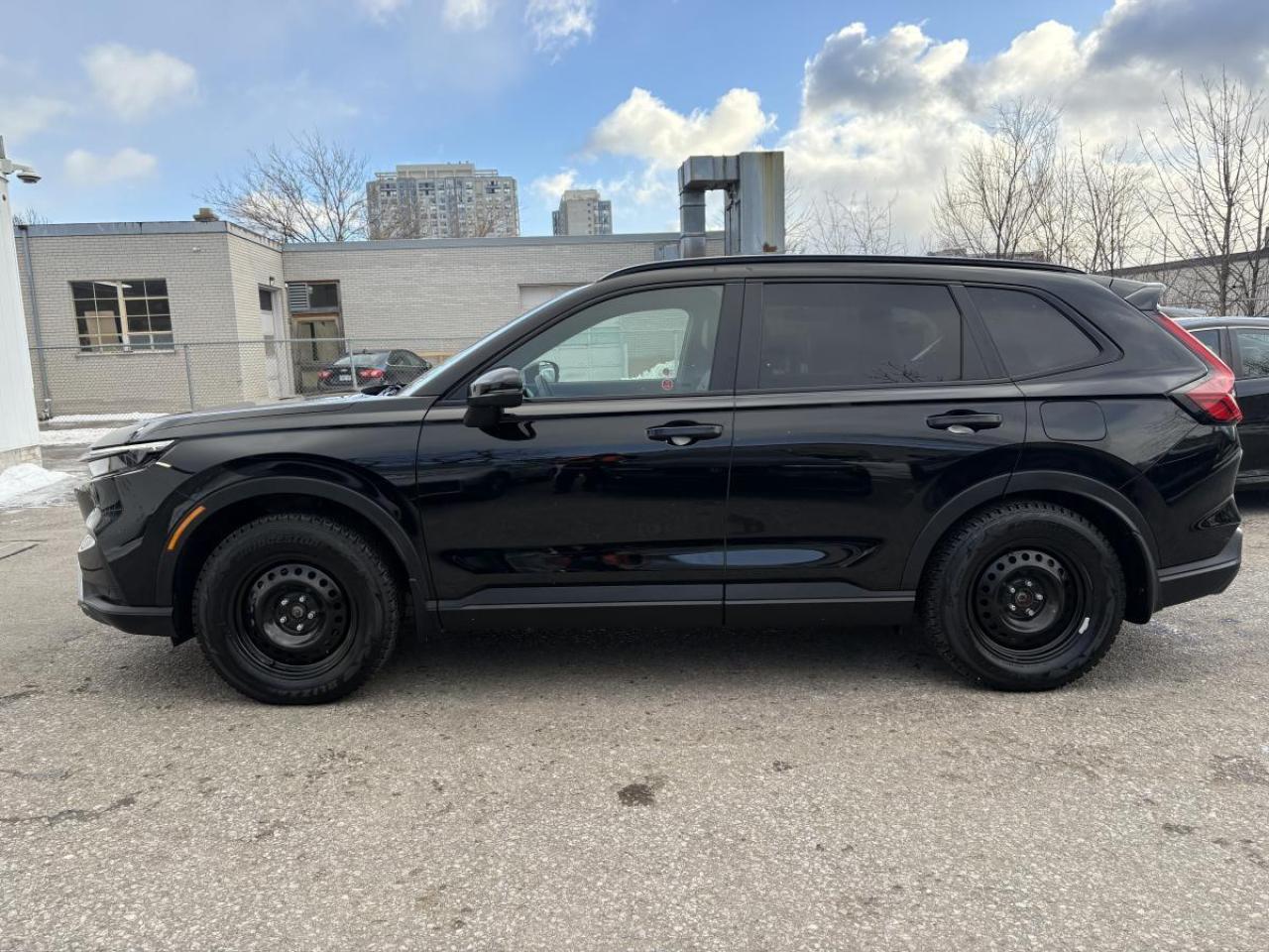 2026 Honda CR-V Hybrid Touring Honda Certified 7YR/160K Warranty Photo4