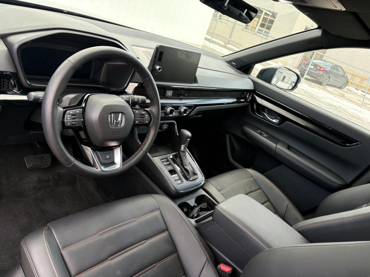 2026 Honda CR-V Hybrid Touring Honda Certified 7YR/160K Warranty Photo