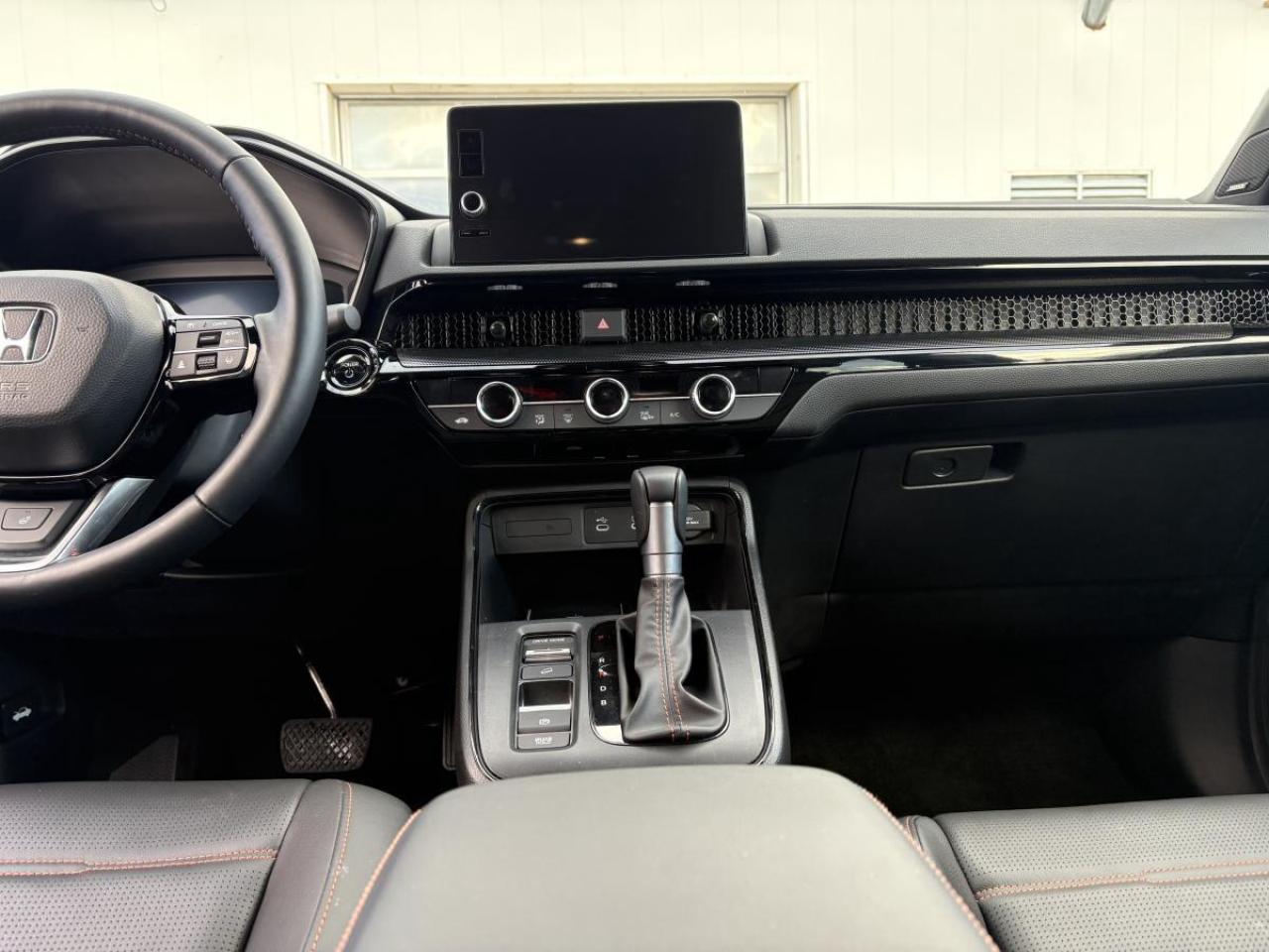 2026 Honda CR-V Hybrid Touring Honda Certified 7YR/160K Warranty Photo