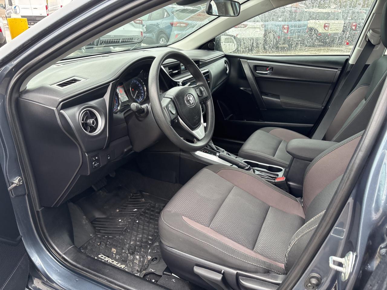 2019 Toyota Corolla LE CVT Photo