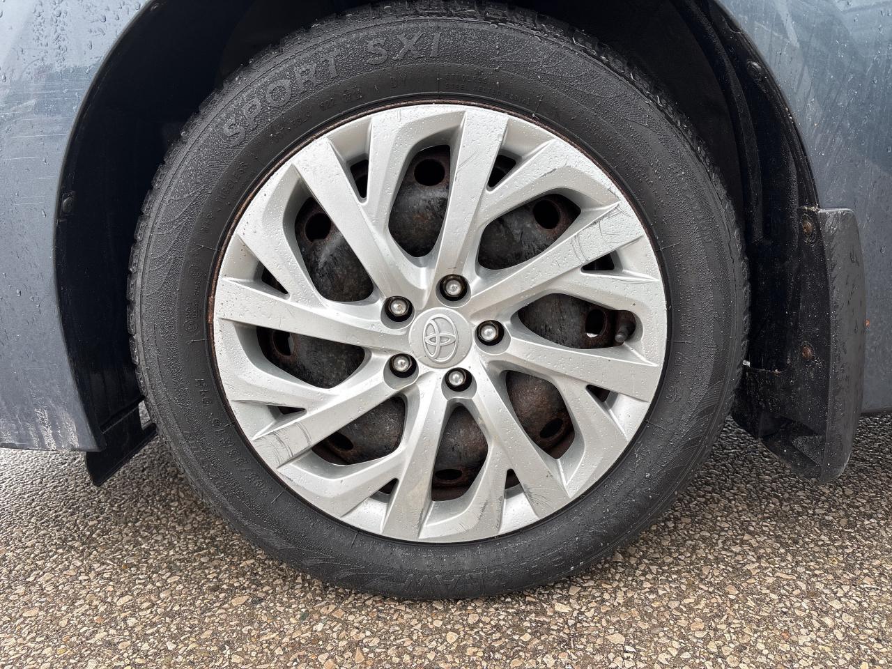 2019 Toyota Corolla LE - Heated Seats - Two sets of tires & rims Photo