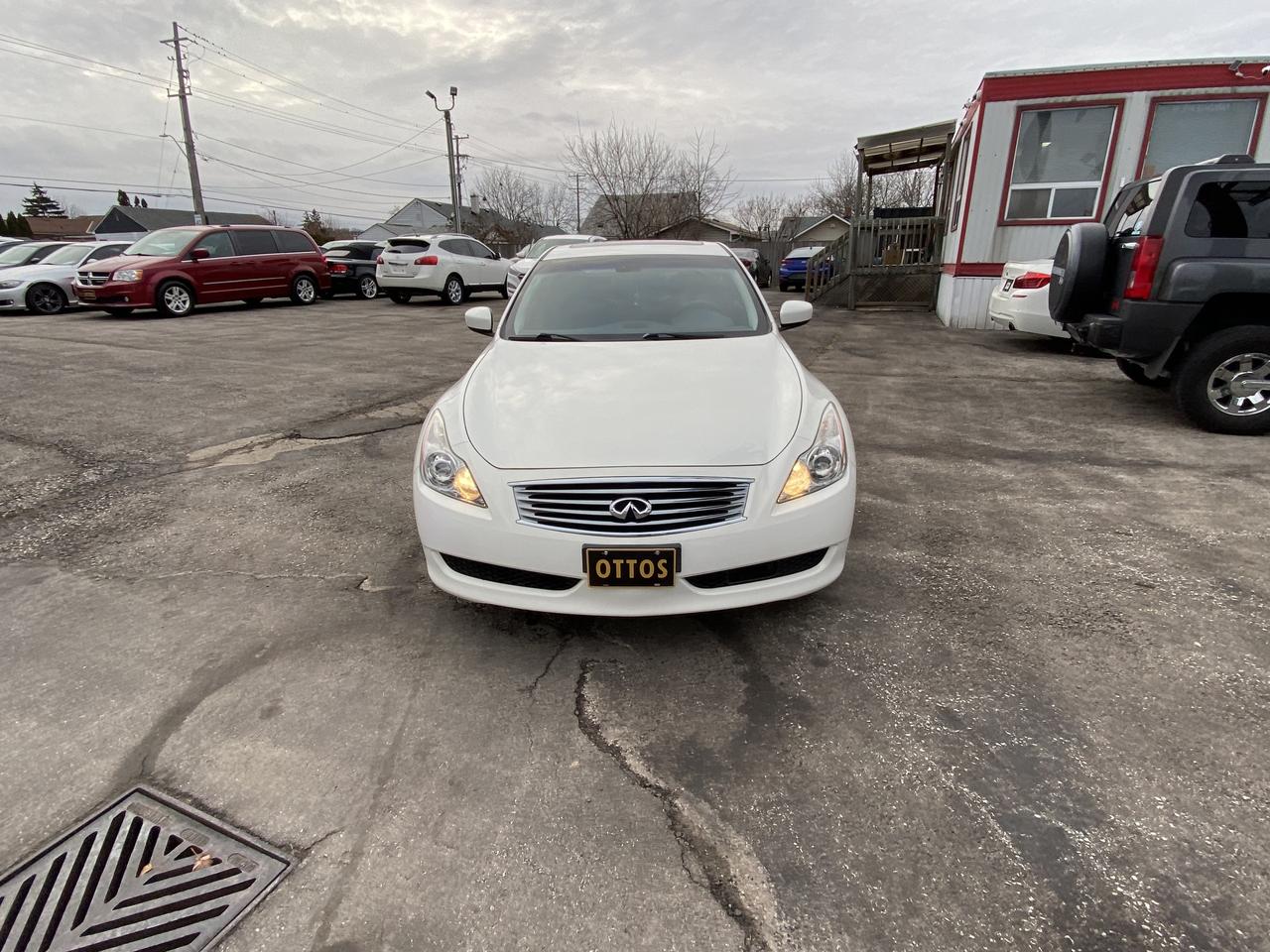2010 Infiniti G37 2dr x AWD Photo