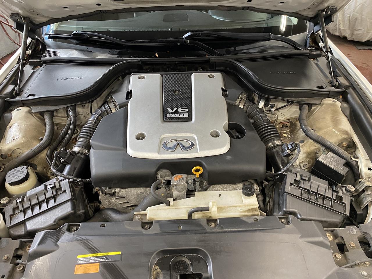2010 Infiniti G37 2dr x AWD Photo