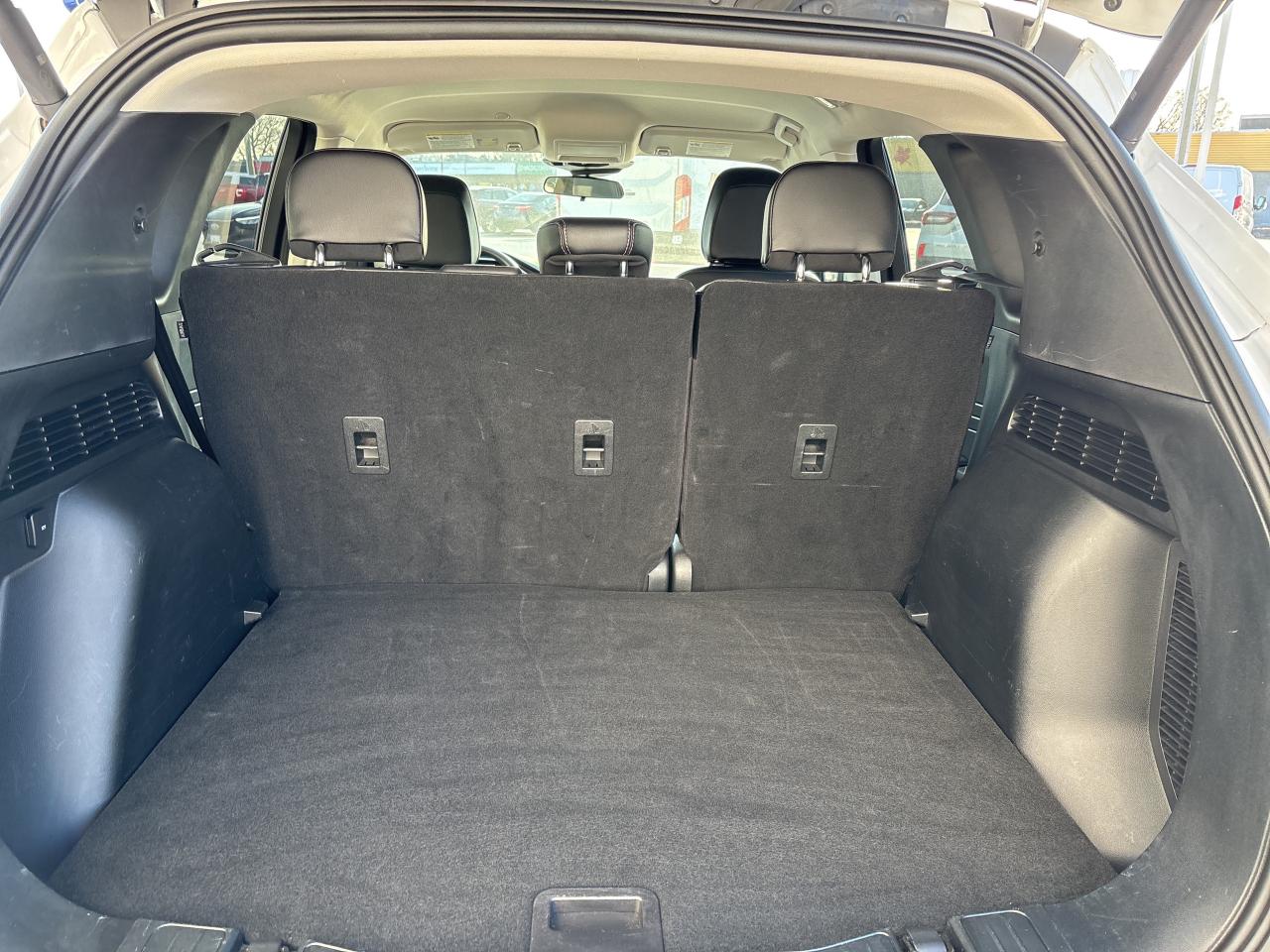 2022 Ford Escape SEL FWD Photo