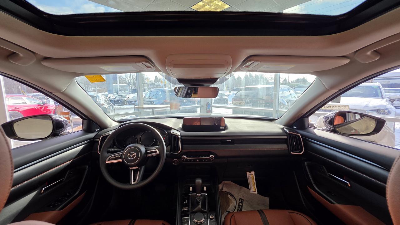 2024 Mazda CX-50 3.95% APR MANGER SPECIAL SUPER LOW KM Photo