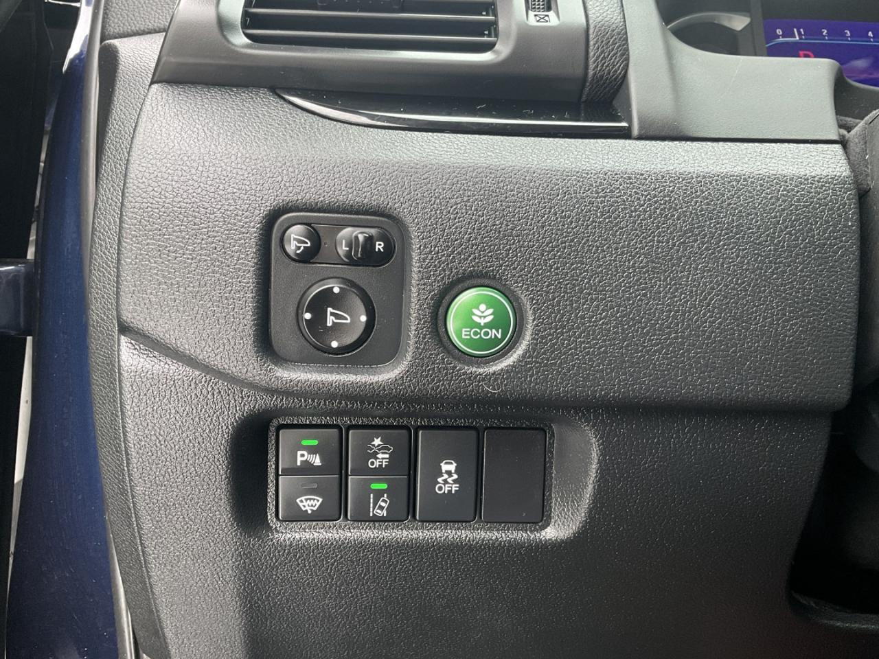 2021 Honda Pilot Touring 7 Passenger AWD - LTHR! NAV! BACK-UP CAM! Photo