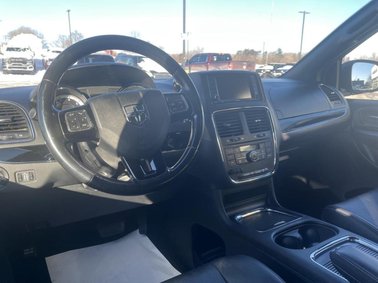 2020 Dodge Grand Caravan PREMIUM PLUS Photo