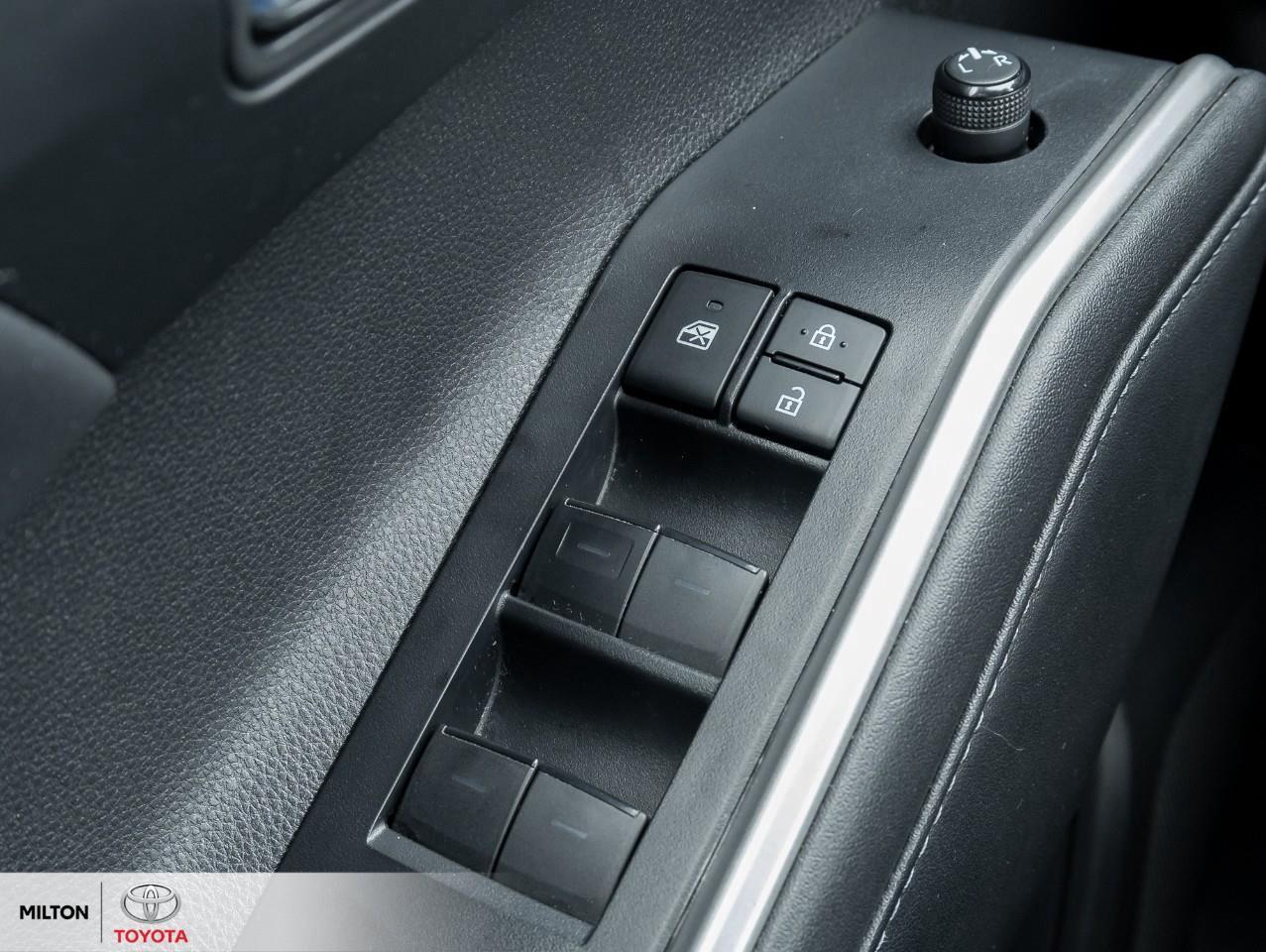 2020 Toyota Highlander AWD LEATHER SUNROOF BLIND SPOT CARPLAY XLE Photo