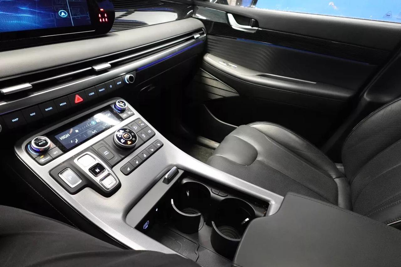 2024 Hyundai PALISADE ULTIMATE CALLIGRAPHY   HEATED SEATS   COOLED SEATS Photo
