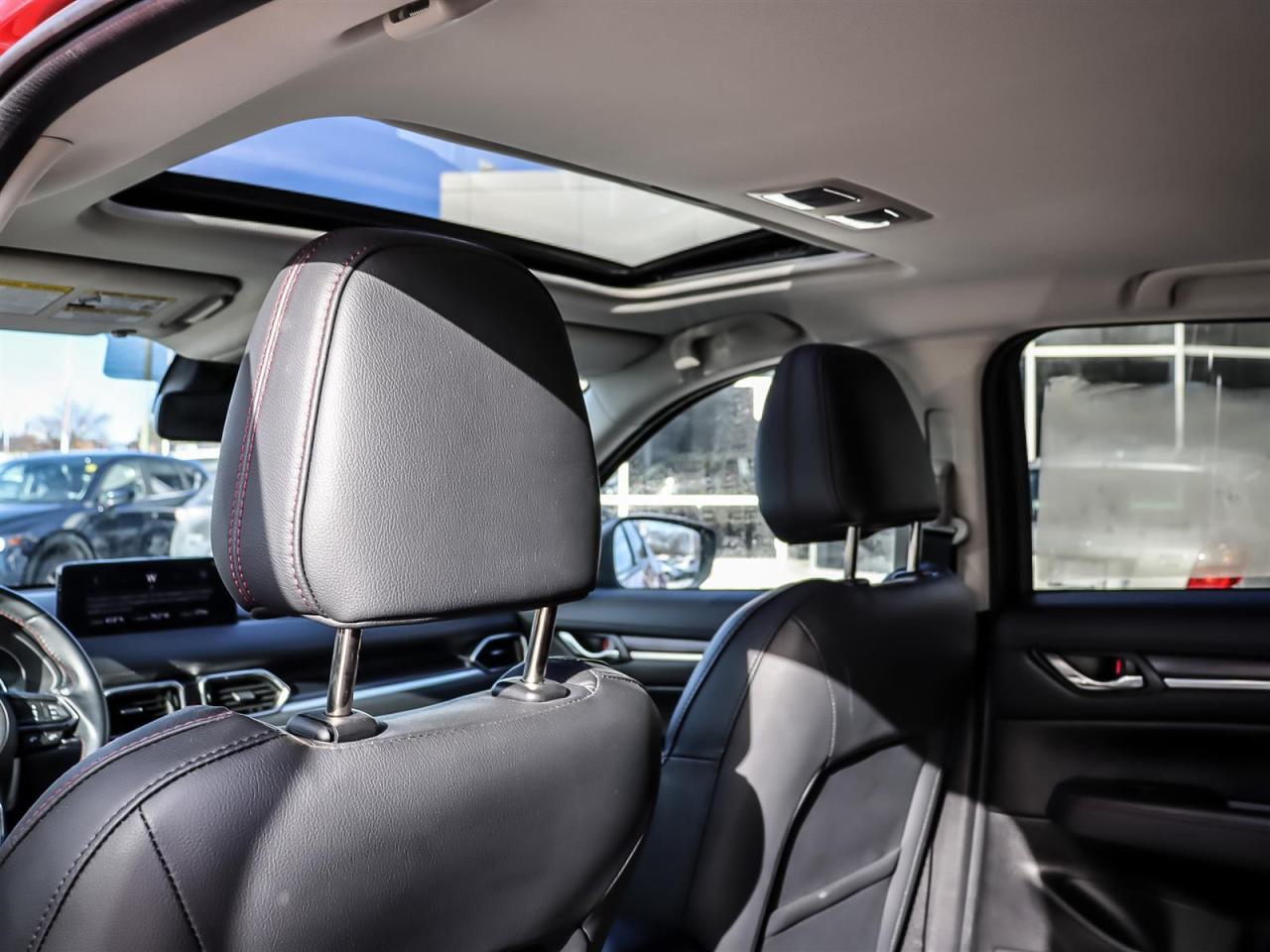 2022 Mazda CX-5 AWD SUNROOF LEATHER 1 OWNER CLEAN CARFAX Photo