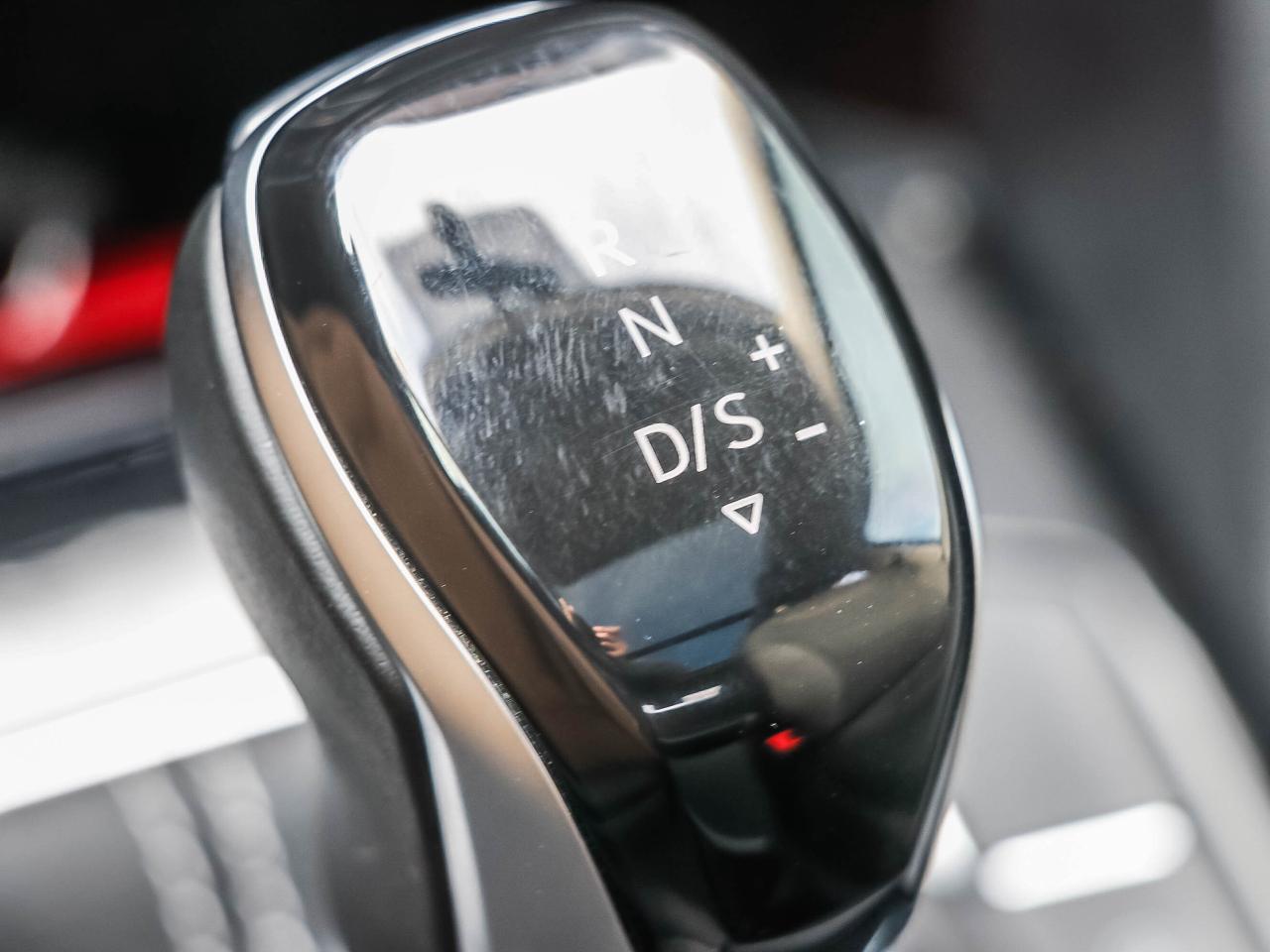 2022 Volkswagen Taos Comfortline 4Motion Photo