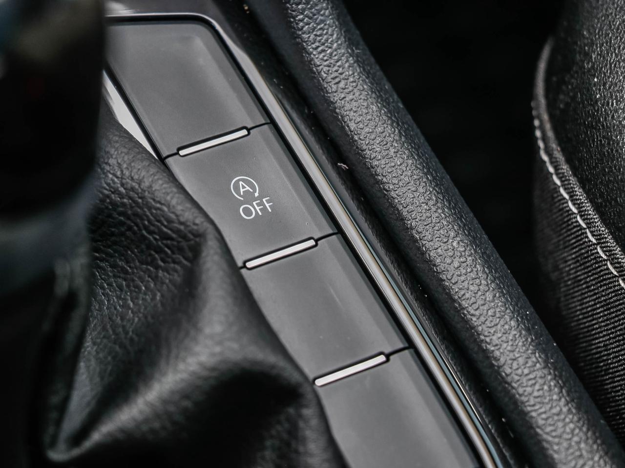 2022 Volkswagen Taos Comfortline 4Motion Photo