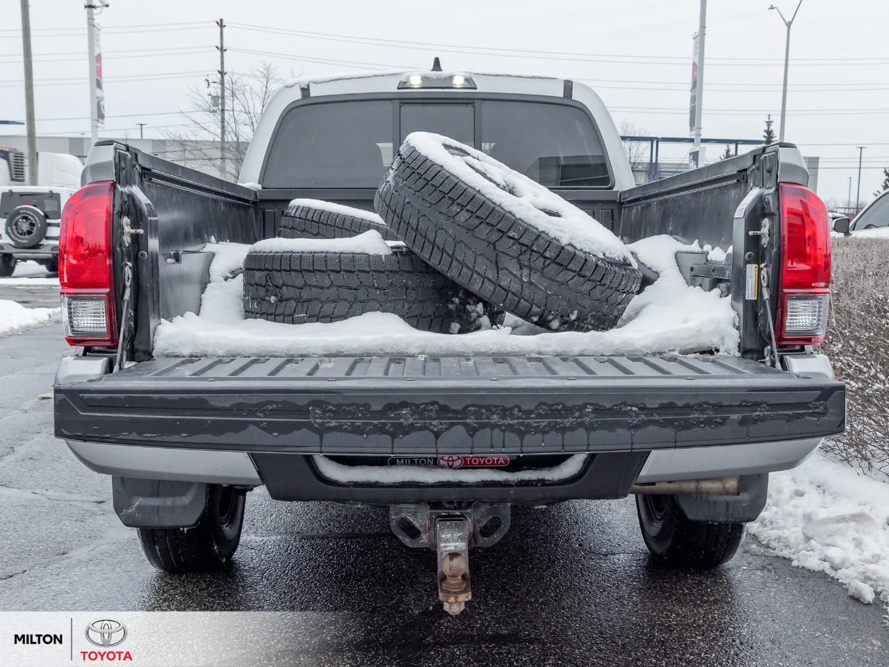 2023 Toyota Tacoma CREW CAB HEATED SEATS BACKUP CAMERA POWER SEAT ALL Photo