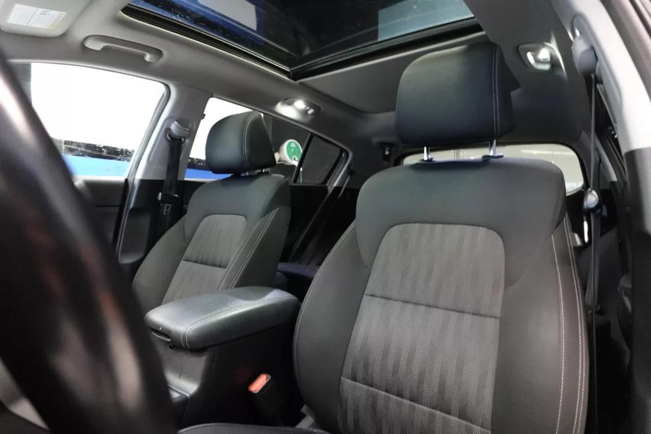 2020 Kia Sportage EX   Heated Seats   Heated Wheel   Dual Climate Co Photo