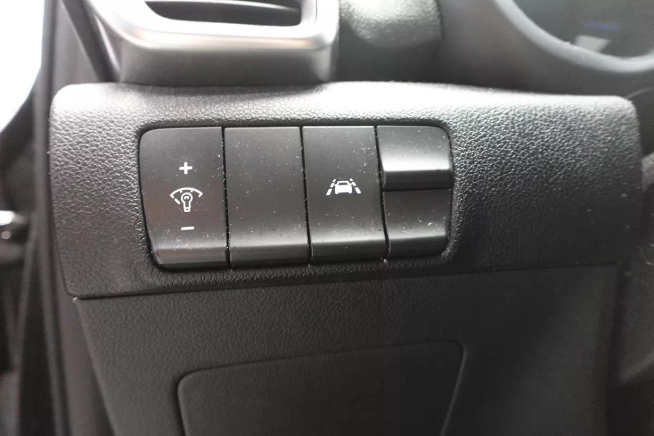 2020 Kia Sportage EX   Heated Seats   Heated Wheel   Dual Climate Co Photo