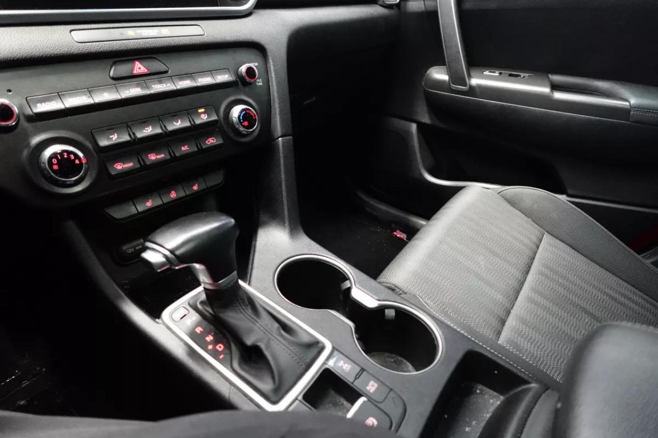 2020 Kia Sportage EX   Heated Seats   Heated Wheel   Dual Climate Co Photo