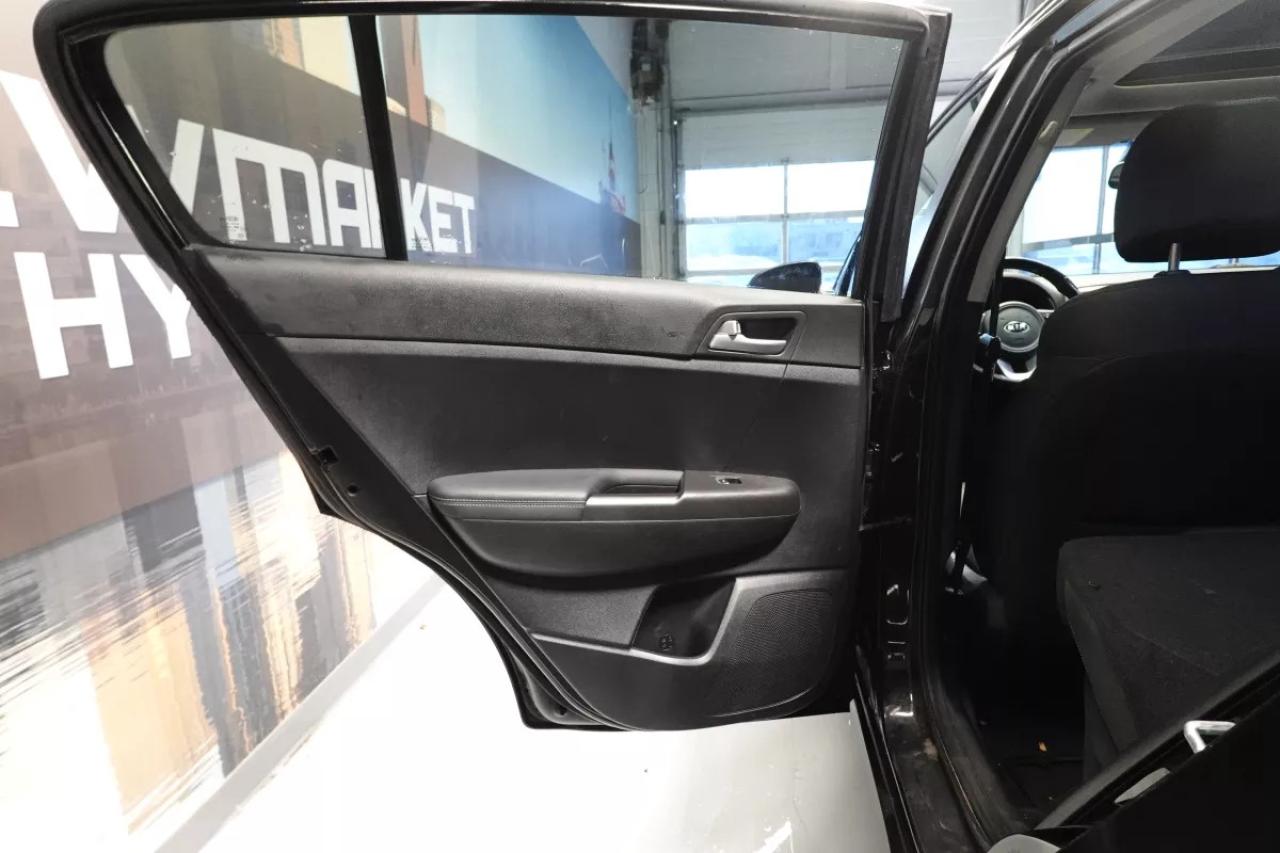 2020 Kia Sportage EX   Heated Seats   Heated Wheel   Dual Climate Co Photo