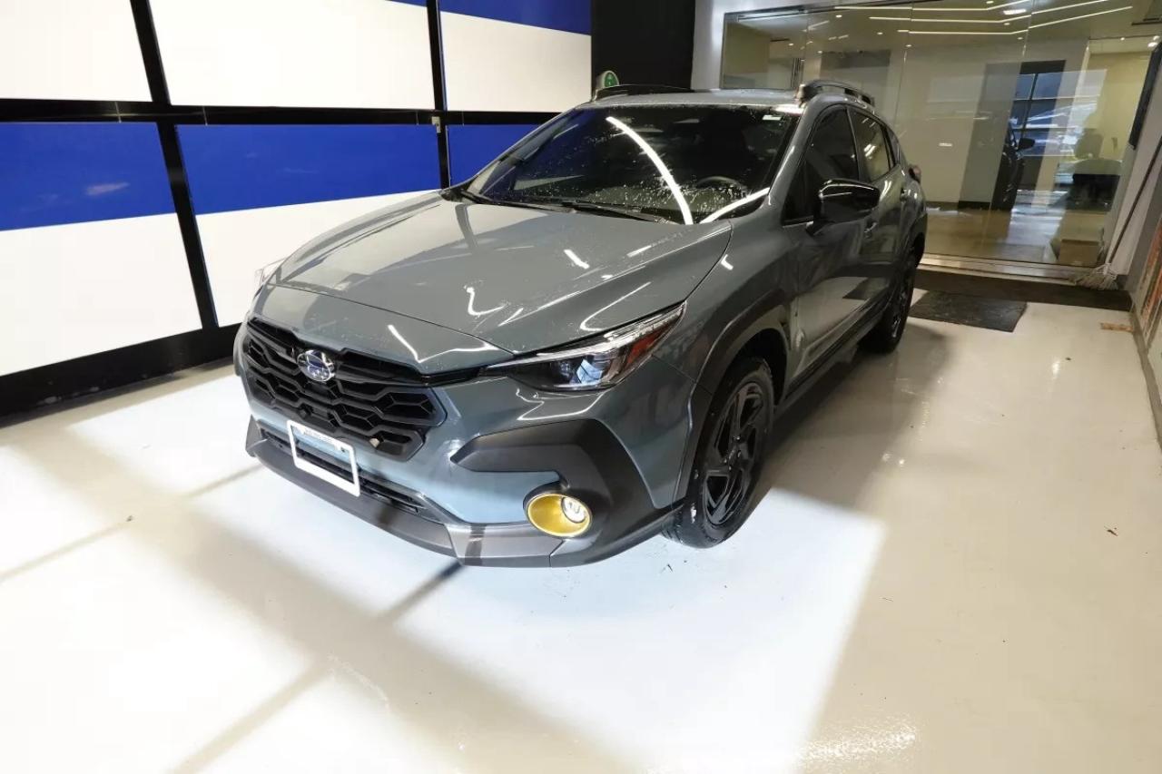 2024 Subaru Crosstrek ONYX   AWD   2.5L   BACKUP CAM   APPLE CARPLAY   A Photo