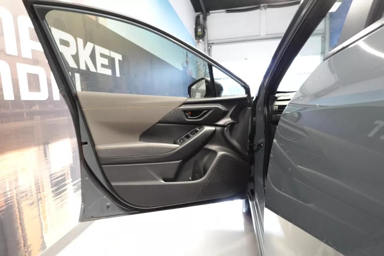 2024 Subaru Crosstrek ONYX   AWD   2.5L   BACKUP CAM   APPLE CARPLAY   A Photo