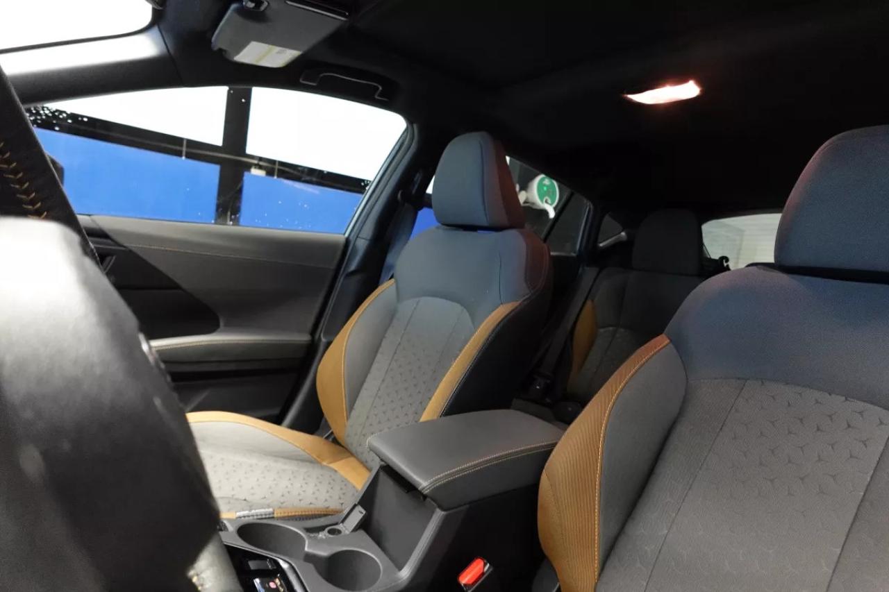 2024 Subaru Crosstrek ONYX   AWD   2.5L   BACKUP CAM   APPLE CARPLAY   A Photo