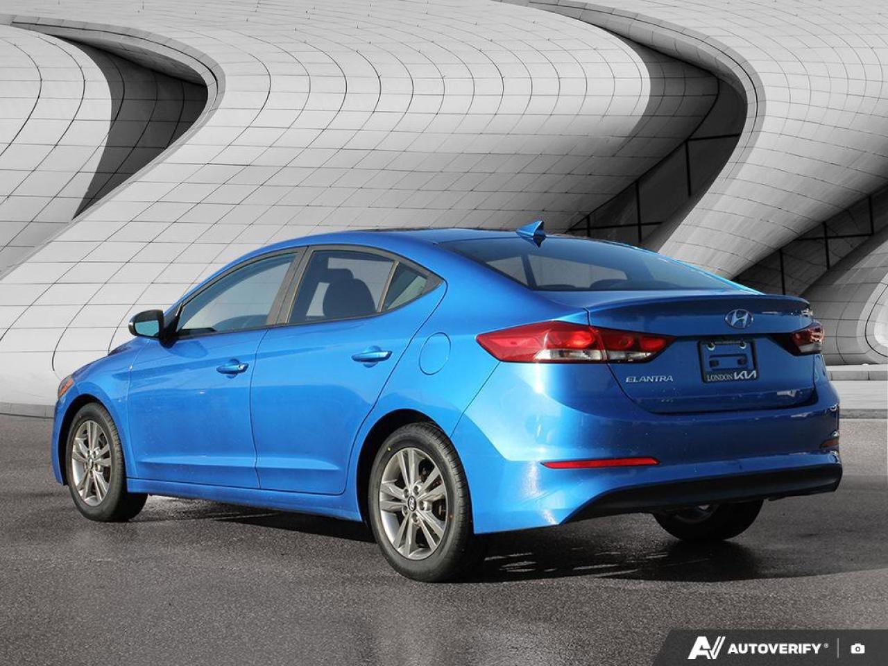 2017 Hyundai Elantra GL Photo3