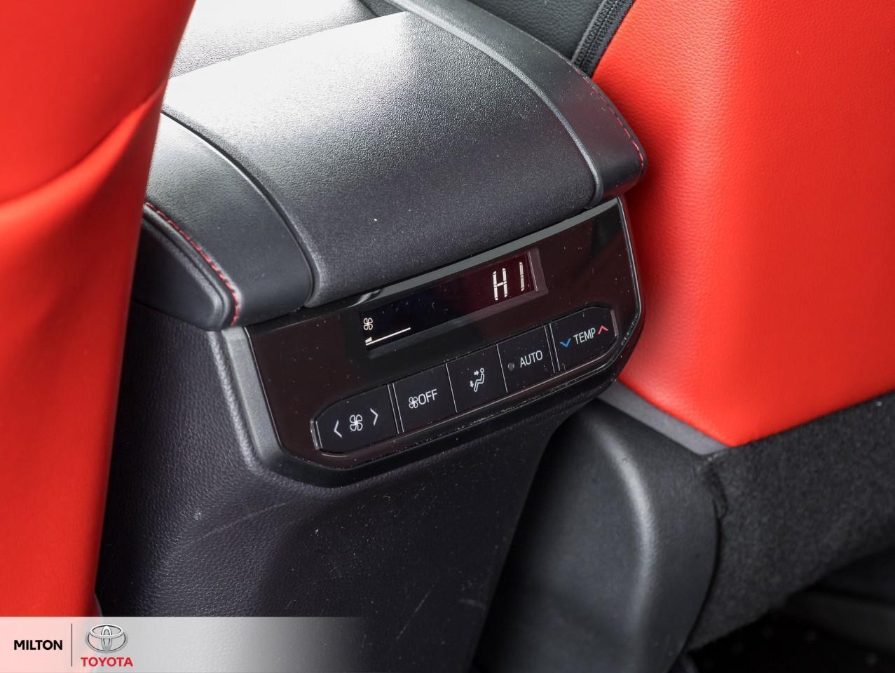 2022 Toyota Highlander XSE AWD LEATHER HEATED STEERING SUNROOF ONE OWNER Photo