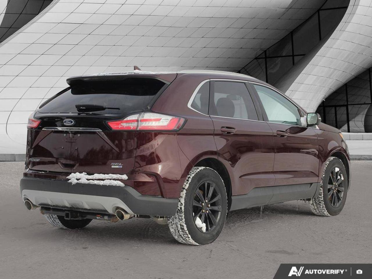 2019 Ford Edge SEL Photo