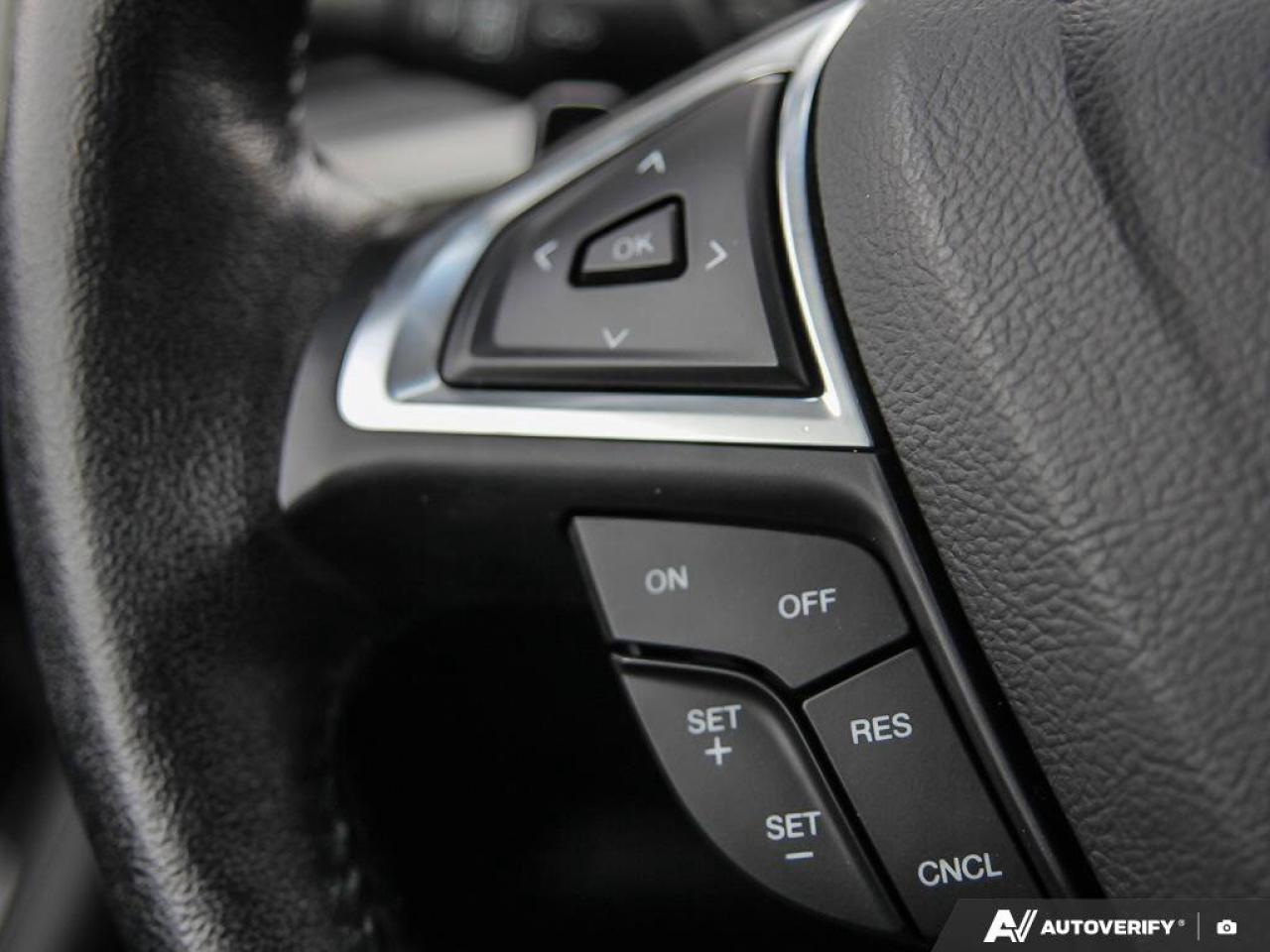 2019 Ford Edge SEL Photo