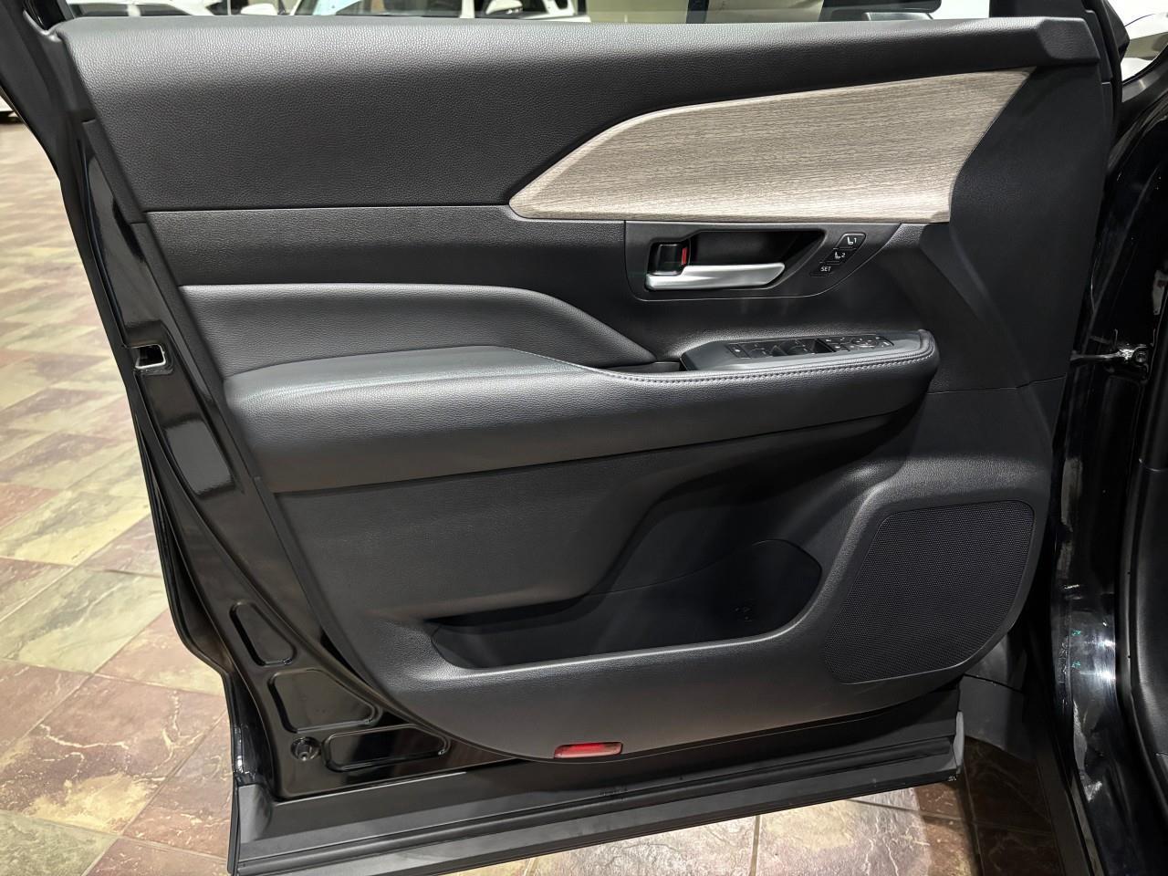 2024 Toyota Grand Highlander Limited Photo