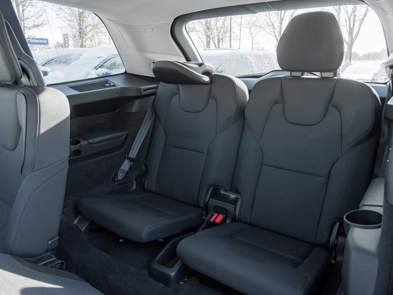 2025 Volvo XC90 2025.5 B6 AWD Core  LOW KM  20" ALLOY WHEELS  CPO Photo