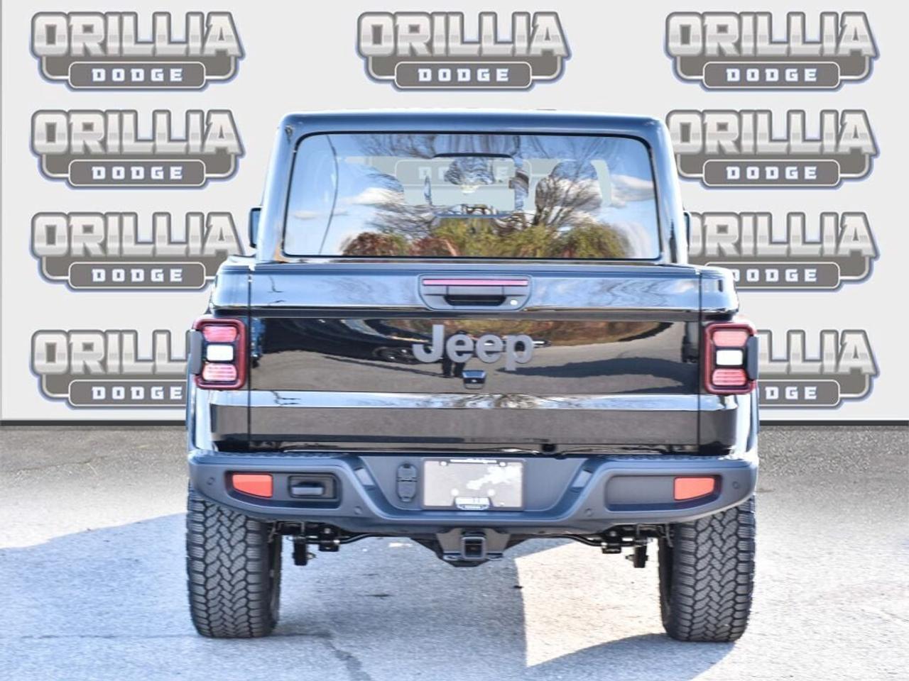 2025 Jeep Gladiator NIGHTHAWK   LED'S   CONVENIENCE GROUP   SAFETY GRO Photo4