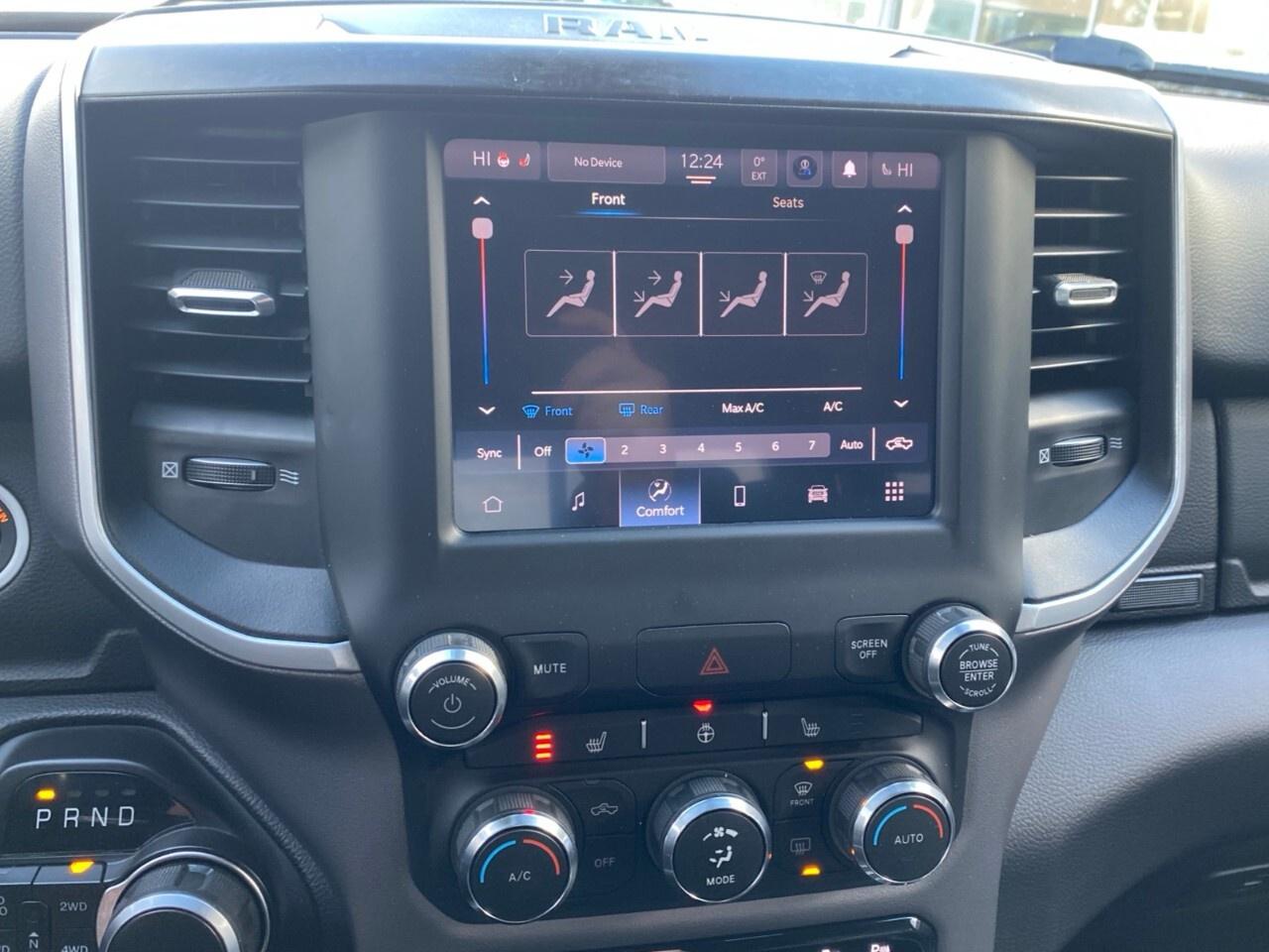 2023 RAM 1500 Big Horn 4x4 Crew Cab 5'7 Box Photo