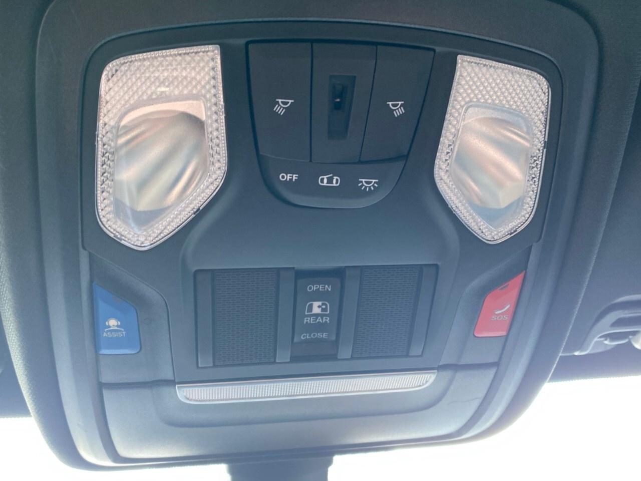 2023 RAM 1500 Big Horn 4x4 Crew Cab 5'7 Box Photo