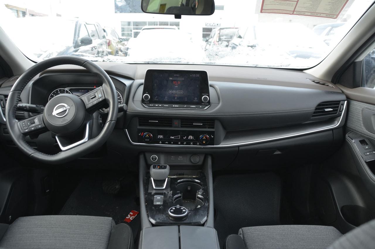 2023 Nissan Rogue AWD SV Moonroof Photo