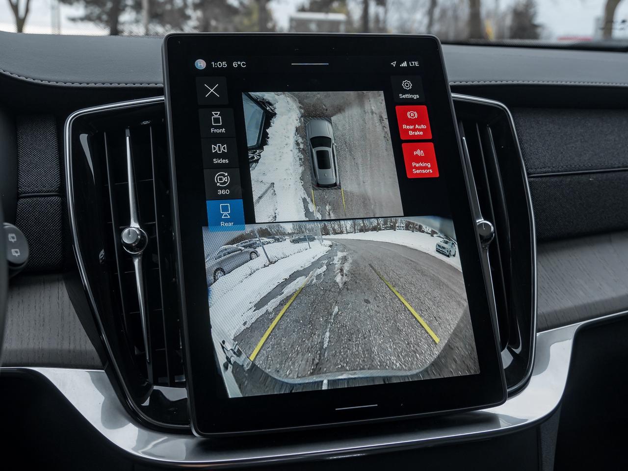 2025 Volvo XC90 2025.5 B6 AWD ULTRA Bright Theme 7-Seater  LOW KM Photo