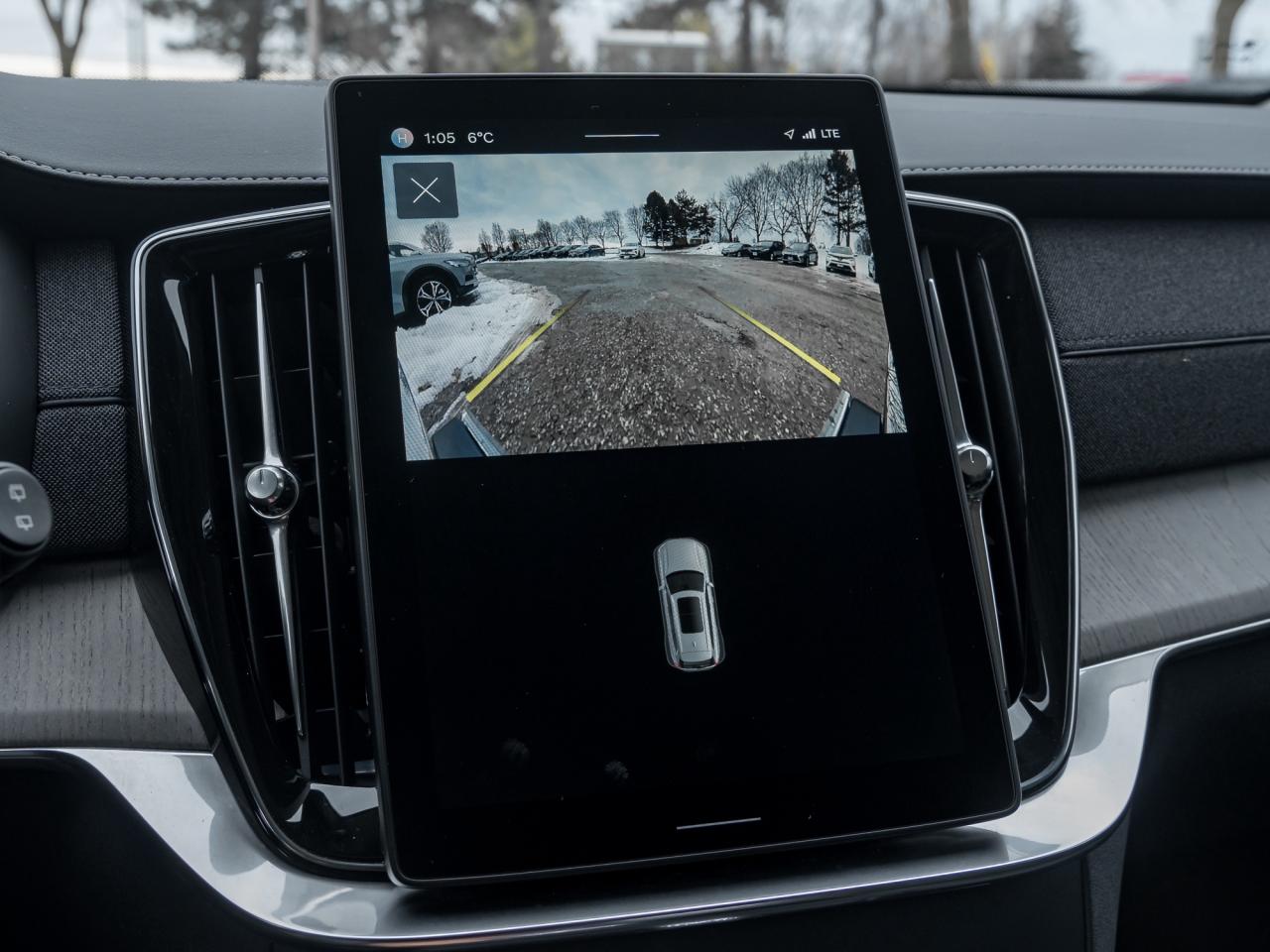 2025 Volvo XC90 2025.5 B6 AWD ULTRA Bright Theme 7-Seater  LOW KM Photo